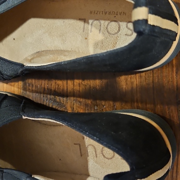 SOUL BY NATURALIZER SUEDE LOW WEDGE LOAFER main image 10